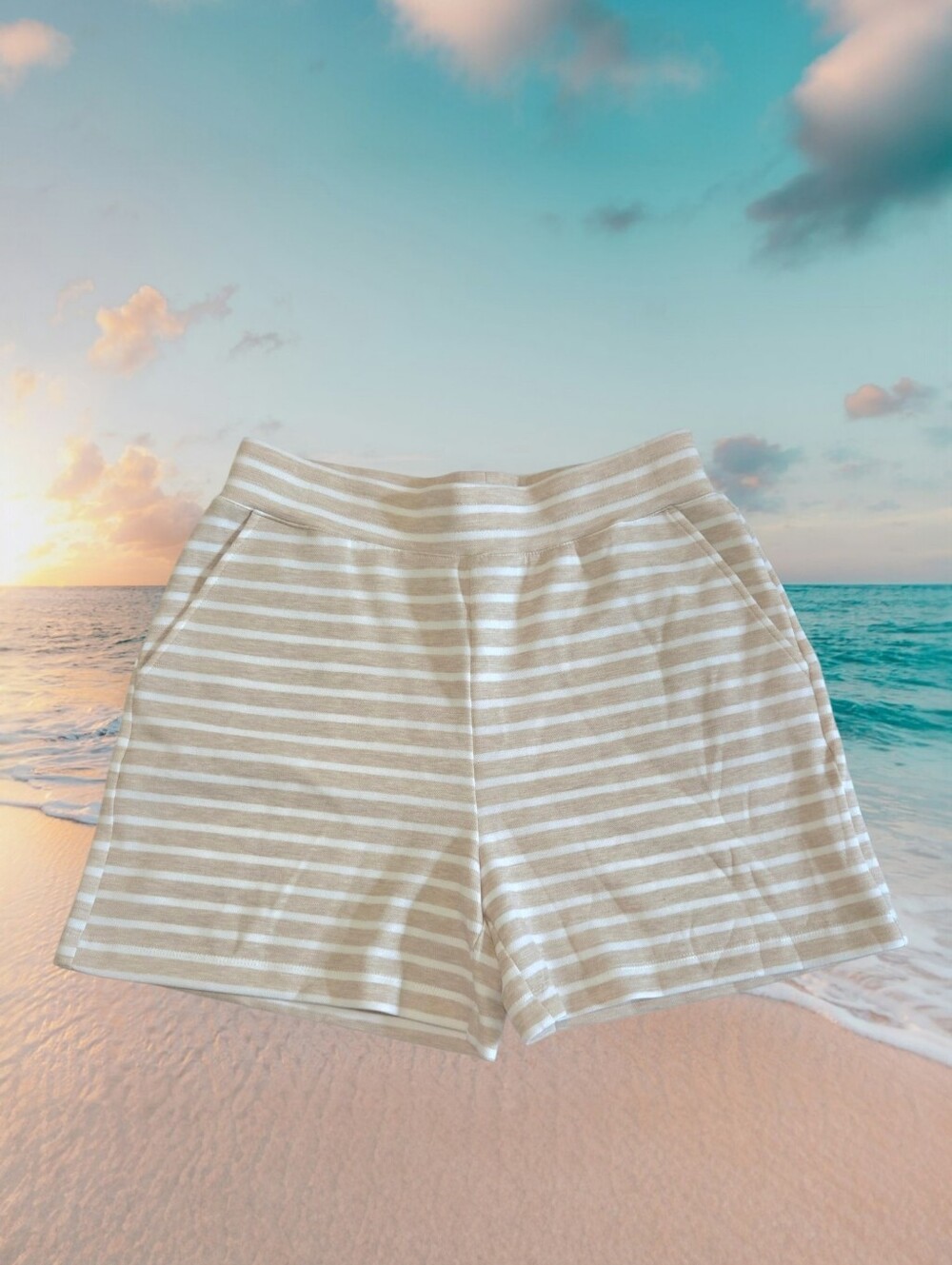 Crown & Ivy Pull-On Stretch Pique Striped Shorts White Oat Heather S